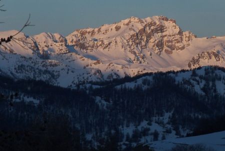 Au départ, le Béal Travsersier au soleil levant