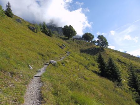 En arrivant aux Chalets de Varan.