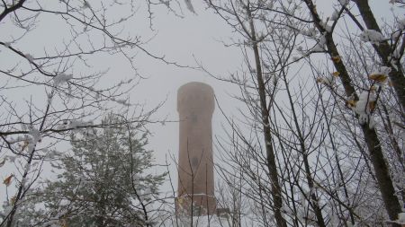 Un dernier regard vers la Tour du Faudé en commençant à redescendre.