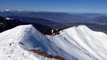 Vue du sommet sur l’itinéraire de montée