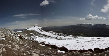 Panorama Est et la ligne de crête