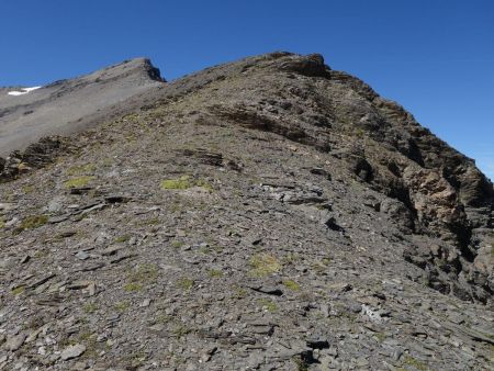 La suite de la longue arête à remonter...