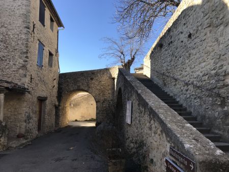   Traversée du village