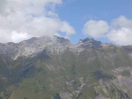 Aiguille de Borderan, Porte des Aravis, les Parrossaz.