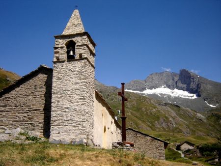 Chapelle Saint-Pierre à Avérole.