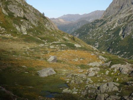 Ne pas se laisser attirer vers le fond du vallon à gauche.