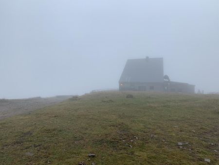 L’ auberge au sommet.