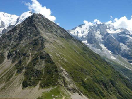 L’échancrure du col de Tricot.