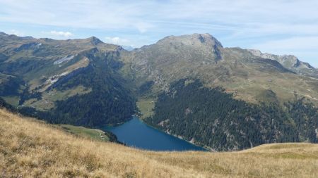 Vers le Mont des Acrays, lac de St-Guérin et Grand Mont