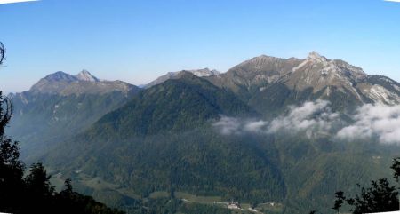 Panoramique SW (du Mont Pécloz aux  Pointes de Chaurionde et de la Sambuy)