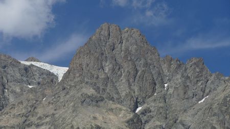 Pelvoux à gauche et Petit Pelvoux.