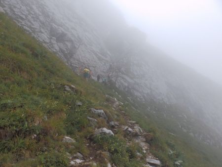 Arrivée au pied du premier passage équipé.