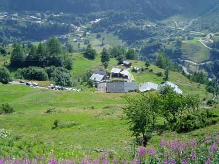 Village de Chenal, au départ