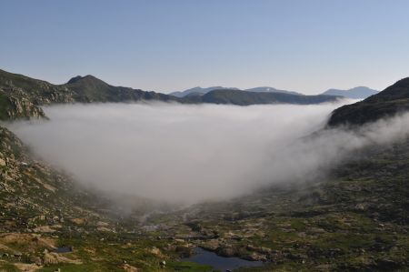 Regard arrière sur la mer de nuages