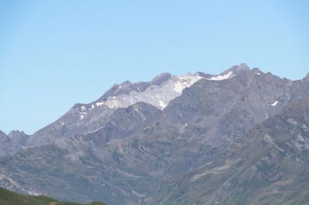 Zoom sur le Vignemale et le glacier d’Ossoue