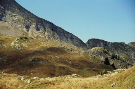 La brêche de la Golette et la ligne de crête descendant du Roc d’Enfer (depuis le col du Rati)