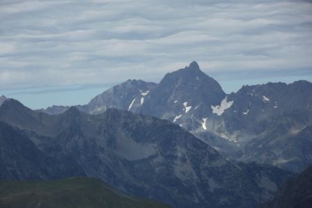 Zoom sur le Grand Pic de Belledonne