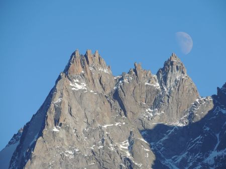 Les Aiguilles de Chamonix.