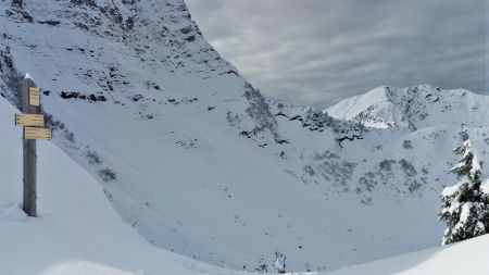 Vue arrière du vallon traversé