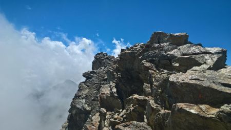 l’antécime et le vrai sommet au fond