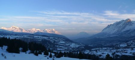 Lever du soleil sur le Dévoluy.