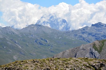 J6 : Le Viso au loin joue à cache-cache.