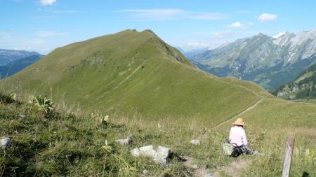 Un peu de contemplation face au sommet de Sulens...