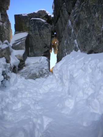 La fin de la Brèche, très étroite