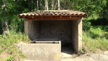 Ancien lavoir du Priel.