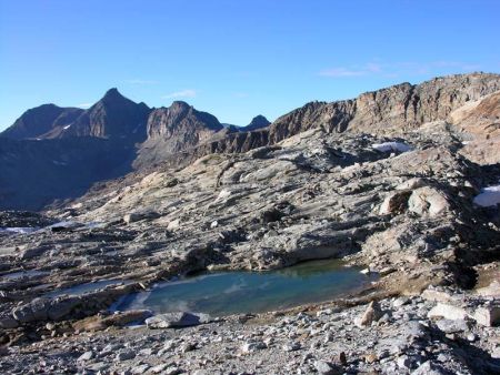 Des dalles plus stables pour la descente 