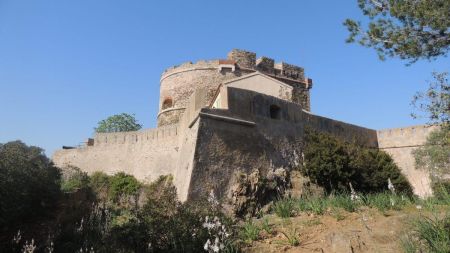 Le fort de l’Estissac.