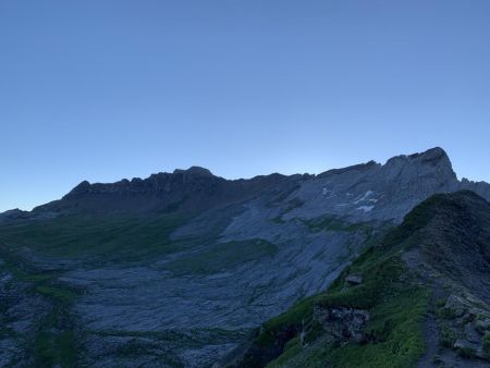 Du passage du Dérochoir, vue sur le chemin restant à parcourir