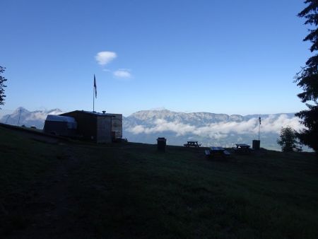 À la piste d’envol du col de la Forclaz