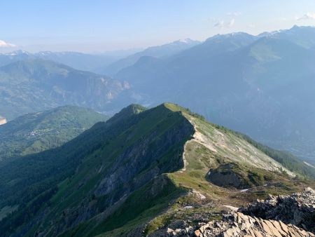 De la croix, vue sur la crête parcourue