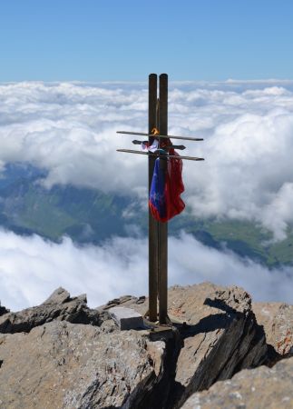 Croix au sommet