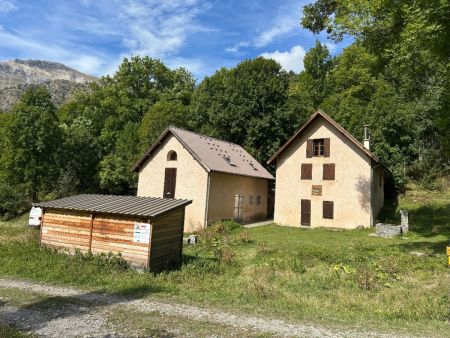 Maison forestière.