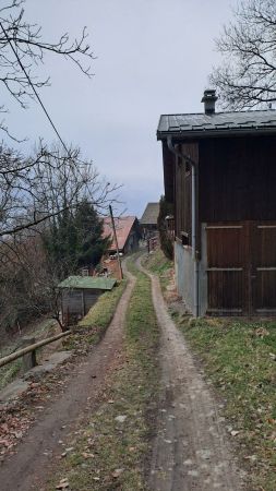 Petit Arvet. La pollution masque les sommets des Aravis 