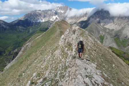 Sur la crête entre le Pic des Ruines de Luvie et le Pic Melette