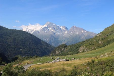 Vue arrière sur le Mont Pourri