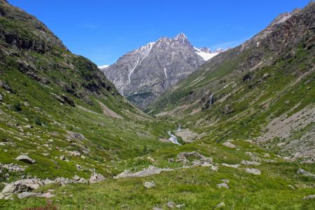 Dans le vallon de la Lavey