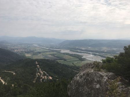 Vers les Pénitents des Mées