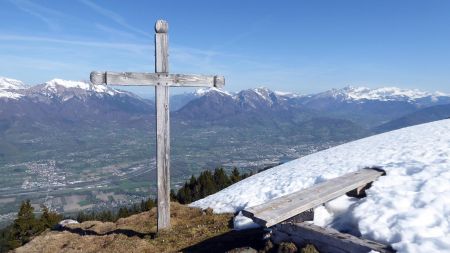  Vers la croix pour une pause...panoramique