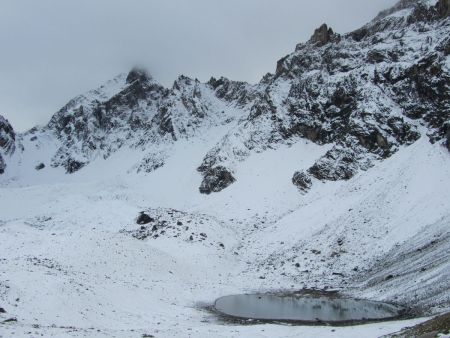 Changement d’ambiance, le lac des Rouites.