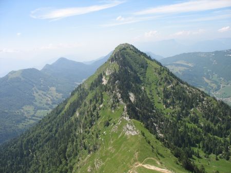 Col de la Cochette et Rochers de la Bade vus de l’arête SW