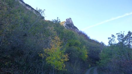 Sous le Roc de l’Aigle