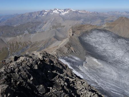 Descente le long de la crëte...