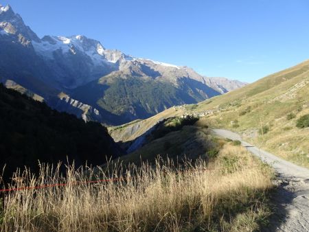 Regard arrière sur les Hières