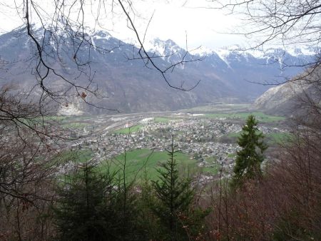 Regard sur la vallée