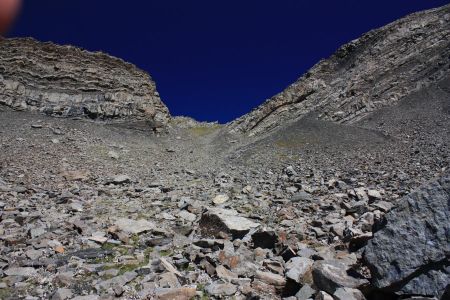 Le couloir d’accès au lac