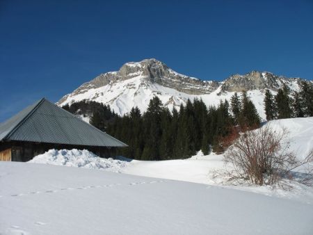 Chalets de La Fullie - Mont Colombier (alt.  2.045 m)